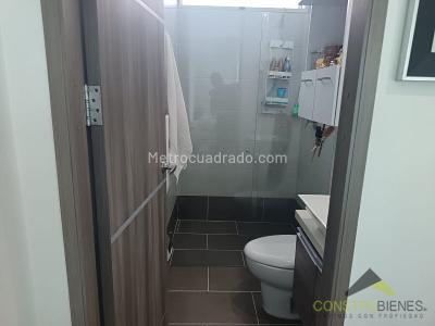Apartamento de 3 alcobas en venta en Las Lomitas, Sabaneta, 110 m² · foto 17 de 20