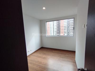 Apartamento de 3 alcobas en venta en Las Lomitas, Sabaneta, 92 m² · foto 10 de 19