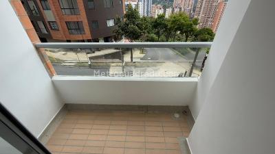 Apartamento de 3 alcobas en venta en Aves Maria, Sabaneta, 70 m² · foto 4 de 14