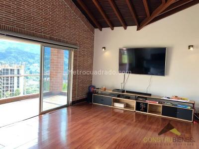 Casa de 4 alcobas en venta en Aves Maria, Sabaneta, 470 m² · foto 12 de 20