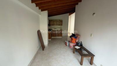 Apartamento en venta en Betania, Sabaneta · foto 2 de 11