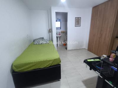 Apartamento de 3 alcobas en venta en Entreamigos, Sabaneta, 70 m² · foto 13 de 16