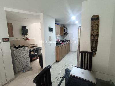Apartamento de 3 alcobas en venta en Entreamigos, Sabaneta, 70 m² · foto 7 de 16