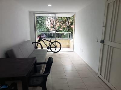 Apartamento de 3 alcobas en venta en Entreamigos, Sabaneta, 70 m² · foto 3 de 15