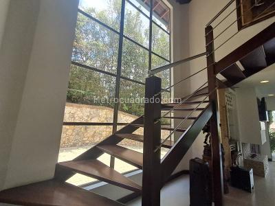 Casa de 4 alcobas en venta en Aves Maria, Sabaneta, 670 m² · foto 12 de 20