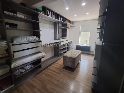 Casa de 4 alcobas en venta en Aves Maria, Sabaneta, 670 m² · foto 15 de 20