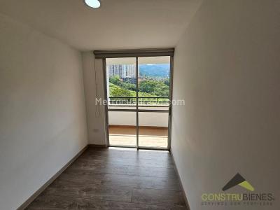 Apartamento de 2 alcobas en venta en Aves Maria, Sabaneta, 62 m² · foto 12 de 16