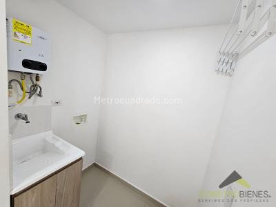 Apartamento de 2 alcobas en venta en Aves Maria, Sabaneta, 62 m² · foto 4 de 16