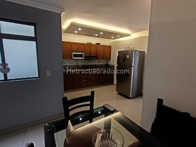 Apartamento de 3 alcobas en venta en Entreamigos, Sabaneta, 90 m² · foto 2 de 14