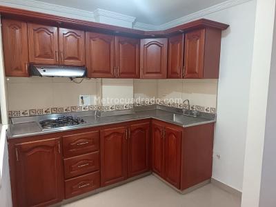 Apartamento de 4 alcobas en venta en Entreamigos, Sabaneta, 160 m² · foto 2 de 20