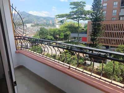 Apartamento de 4 alcobas en venta en Entreamigos, Sabaneta, 160 m² · foto 4 de 20