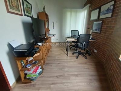 Casa de 4 alcobas en venta en La Doctora, Sabaneta, 1200 m² · foto 13 de 20
