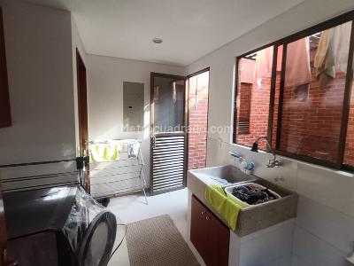 Casa de 4 alcobas en venta en La Doctora, Sabaneta, 1200 m² · foto 18 de 20