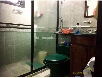 Casa de 5 alcobas en venta en La Doctora, Sabaneta, 348 m² · foto 11 de 13