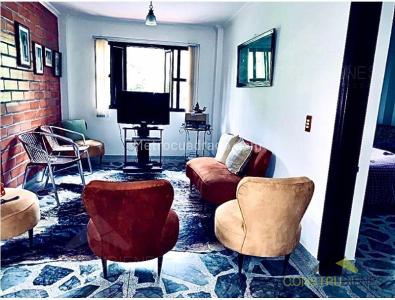 Casa de 5 alcobas en venta en La Doctora, Sabaneta, 348 m² · foto 2 de 13