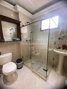 Casa de 5 alcobas en venta en La Doctora, Sabaneta, 255 m² · foto 16 de 20