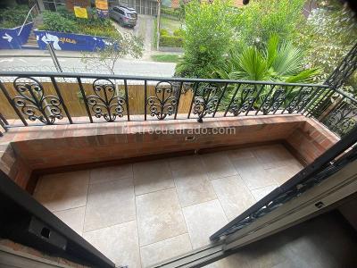 Casa de 5 alcobas en venta en La Doctora, Sabaneta, 255 m² · foto 7 de 20