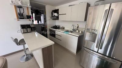 Apartamento de 3 alcobas en venta en Aves Maria, Sabaneta, 107 m² · foto 2 de 17