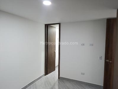 Apartamento de 2 alcobas en venta en El Carmelo, Sabaneta, 65 m² · foto 9 de 13