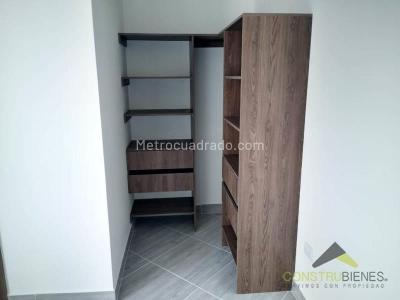 Apartamento de 2 alcobas en venta en El Carmelo, Sabaneta, 59 m² · foto 11 de 13