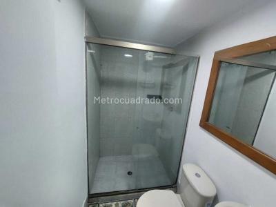 Apartamento de 2 alcobas en venta en Zaratoga, Sabaneta, 51 m² · foto 7 de 12