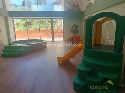 Apartamento de 2 alcobas en venta en San Jose, Sabaneta, 56 m² · foto 15 de 17