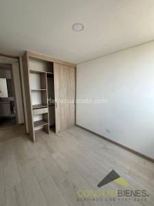 Apartamento de 2 alcobas en venta en San Jose, Sabaneta, 56 m² · foto 6 de 17