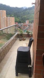 Apartamento de 4 alcobas en venta en San Jose, Sabaneta, 86 m² · foto 4 de 15
