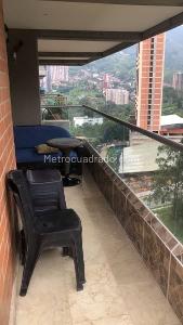 Apartamento de 4 alcobas en venta en San Jose, Sabaneta, 86 m² · foto 5 de 15