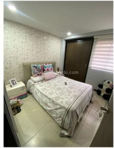 Apartamento de 4 alcobas en venta en San Jose, Sabaneta, 85 m² · foto 10 de 19