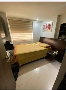 Apartamento de 4 alcobas en venta en San Jose, Sabaneta, 85 m² · foto 11 de 19
