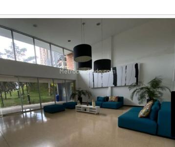 Apartamento de 4 alcobas en venta en San Jose, Sabaneta, 85 m² · foto 14 de 19