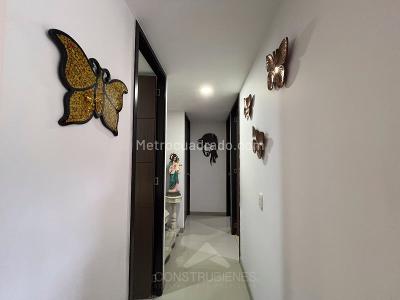Apartamento de 4 alcobas en venta en San Jose, Sabaneta, 86 m² · foto 10 de 20
