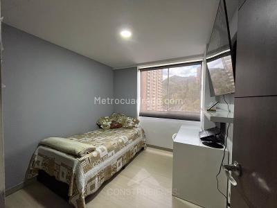 Apartamento de 4 alcobas en venta en San Jose, Sabaneta, 86 m² · foto 15 de 20