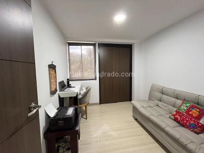 Apartamento de 4 alcobas en venta en San Jose, Sabaneta, 86 m² · foto 19 de 20