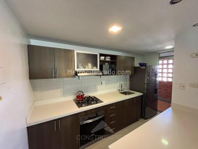 Apartamento de 4 alcobas en venta en San Jose, Sabaneta, 86 m² · foto 3 de 20