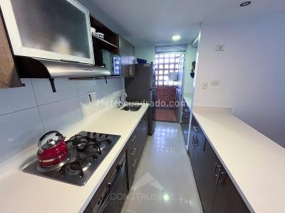 Apartamento de 4 alcobas en venta en San Jose, Sabaneta, 86 m² · foto 4 de 20