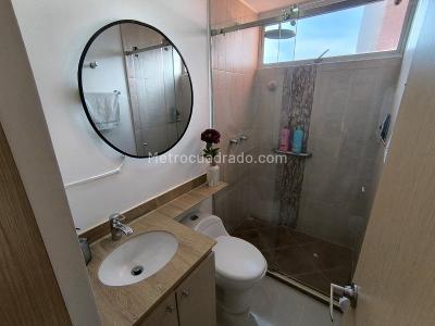 Apartamento de 3 alcobas en venta en San Jose, Sabaneta, 98 m² · foto 12 de 20