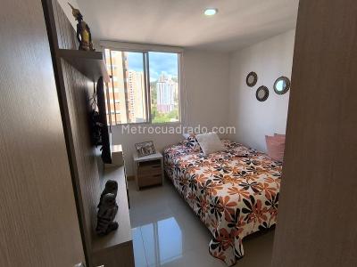 Apartamento de 3 alcobas en venta en San Jose, Sabaneta, 98 m² · foto 13 de 20
