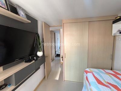 Apartamento de 3 alcobas en venta en San Jose, Sabaneta, 98 m² · foto 16 de 20