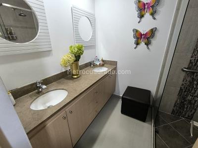 Apartamento de 3 alcobas en venta en San Jose, Sabaneta, 98 m² · foto 19 de 20