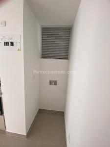 Apartamento de 3 alcobas en venta en Prados De Sabaneta, Sabaneta, 84 m² · foto 14 de 15