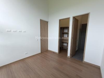 Apartamento de 2 alcobas en arriendo en Loma Del Escobero, Envigado, 60 m² · foto 16 de 20