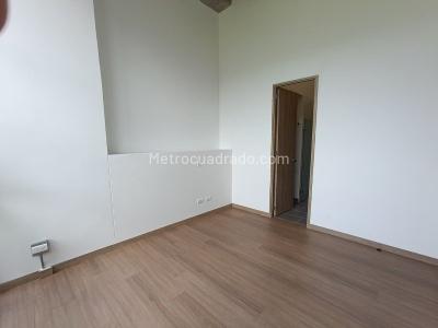 Apartamento de 2 alcobas en arriendo en Loma Del Escobero, Envigado, 60 m² · foto 18 de 20