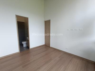 Apartamento de 2 alcobas en arriendo en Loma Del Escobero, Envigado, 60 m² · foto 19 de 20