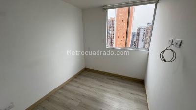 Apartamento de 3 alcobas en venta en Prados De Sabaneta, Sabaneta, 66 m² · foto 11 de 20