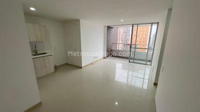 Apartamento de 3 alcobas en venta en Prados De Sabaneta, Sabaneta, 66 m² · foto 3 de 20