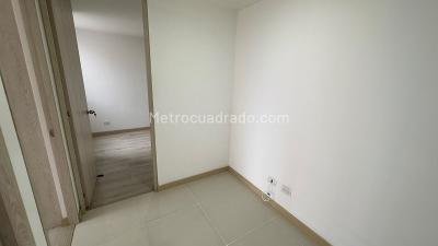 Apartamento de 3 alcobas en venta en Prados De Sabaneta, Sabaneta, 66 m² · foto 7 de 20