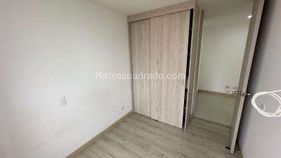 Apartamento de 3 alcobas en venta en Prados De Sabaneta, Sabaneta, 66 m² · foto 9 de 20