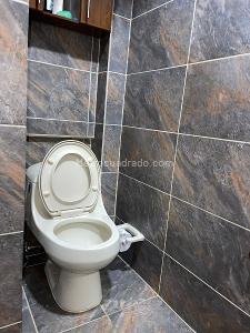 Casa de 5 alcobas en venta en Prados De Sabaneta, Sabaneta, 250 m² · foto 18 de 20